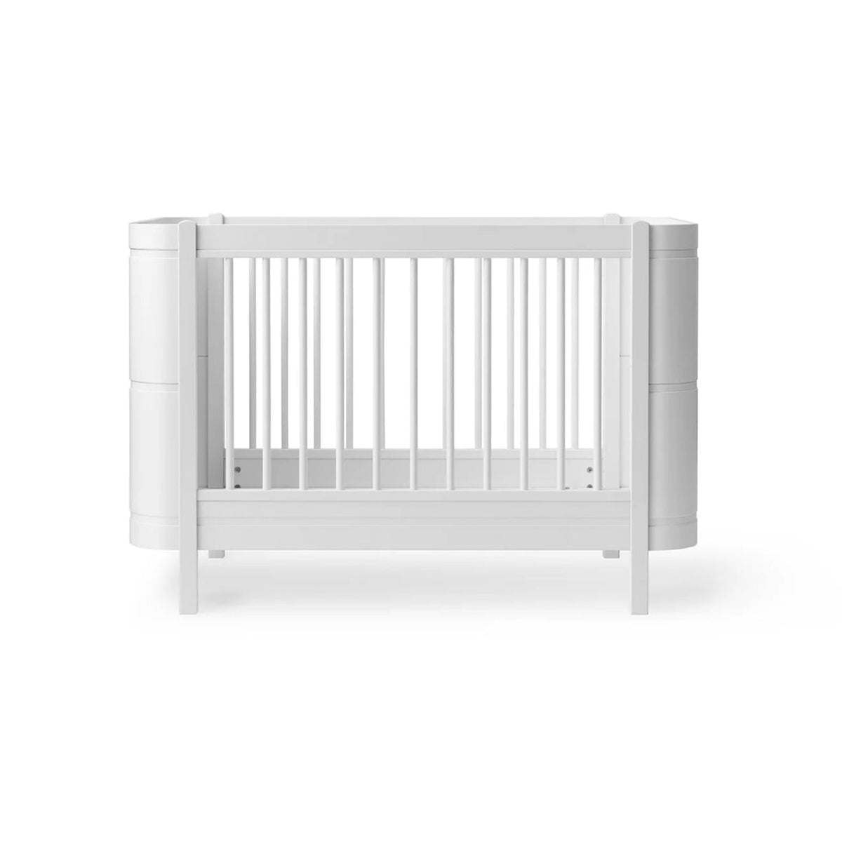 OLIVER FURNITURE - Lit Bébé Évolutif Wood Mini+, Avec Kit Junior Inclus, Blanc