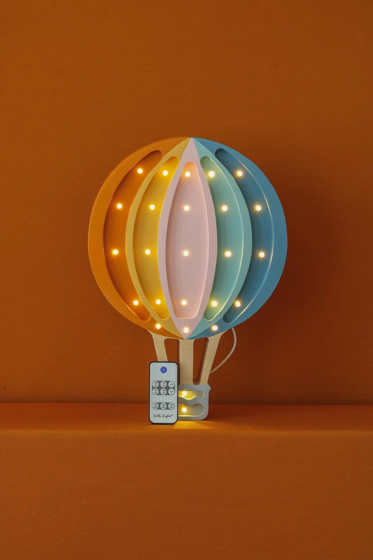 Nachtlicht Little Lights - Heißluftballon | Retro-Regenbogen