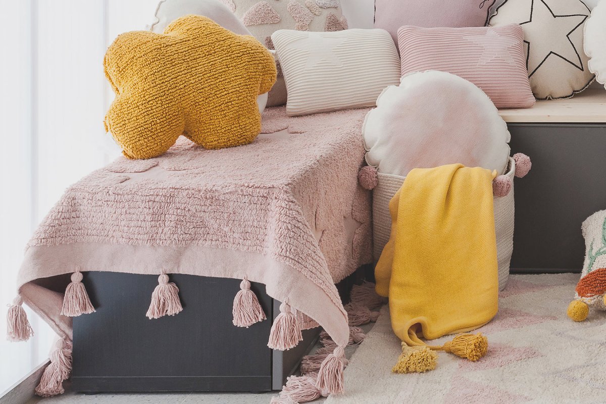 LORENA CANALS - Coussin Nuage Lavable - Jaune Moutarde