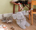 MAILEG - Peluche Chaton Endormi, Medium - Noir