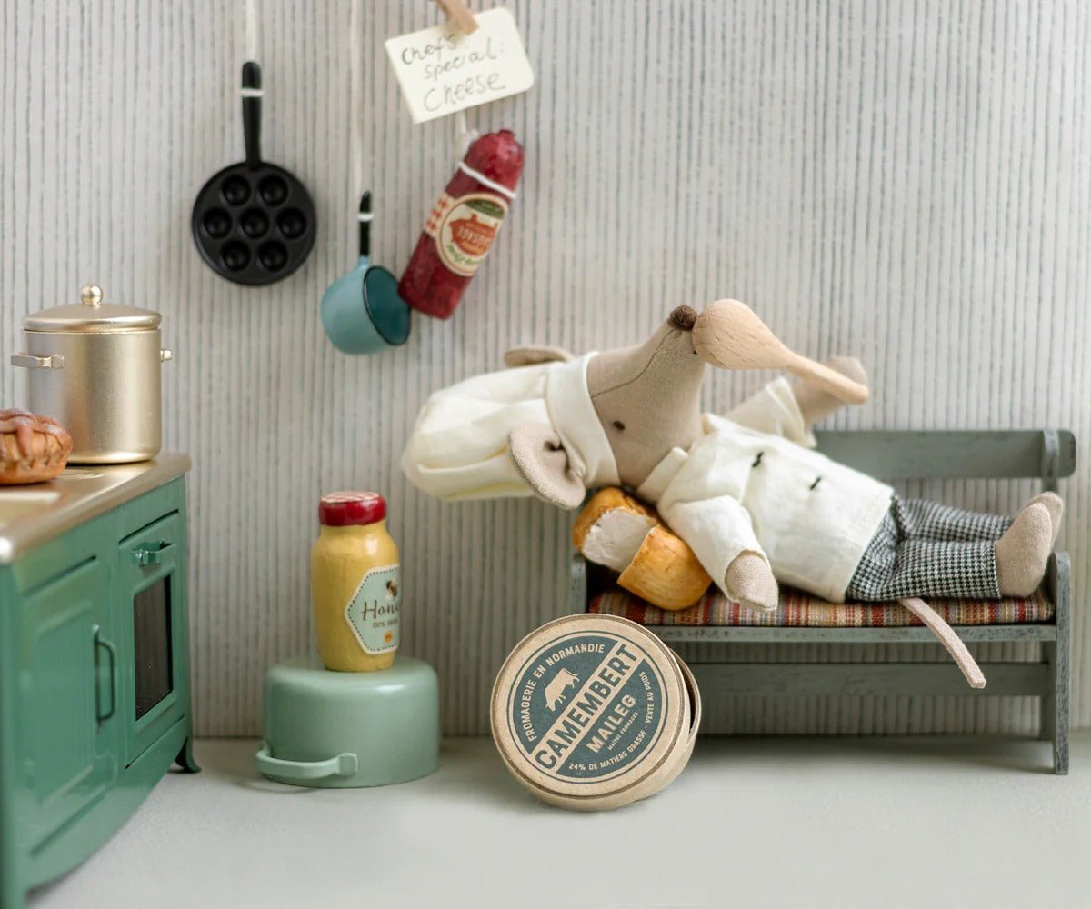 MAILEG - Souris Chef Avec Ses Utensils Maileg