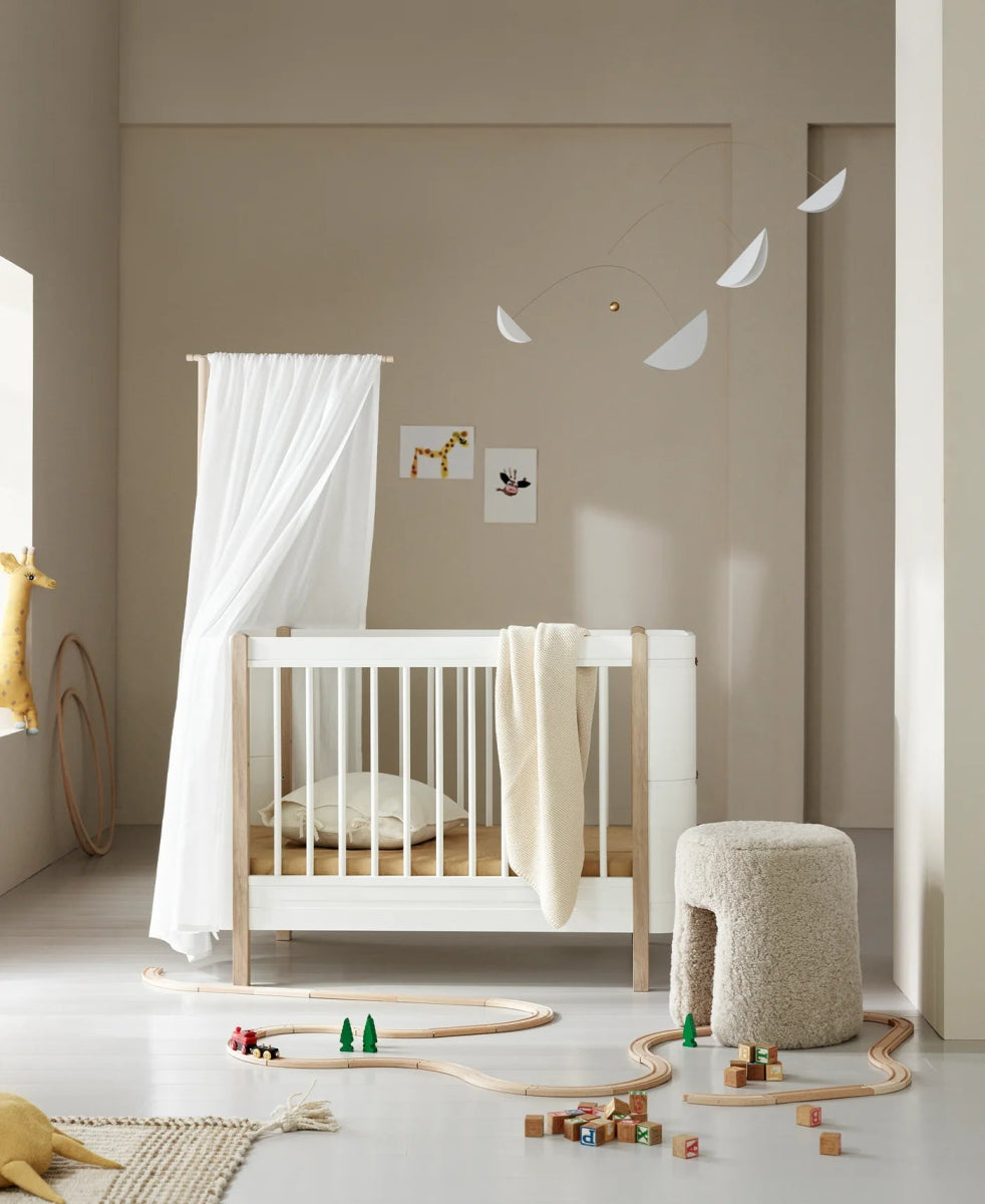 OLIVER FURNITURE - 041481 - Kit De Conversion - Lit Bébé Évolutif Mini+, Avec Kit Junior Inclus - En Lit Superposé Mi - haut, Blanc/chêne