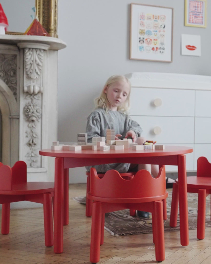 Moss Table | Tomato Red