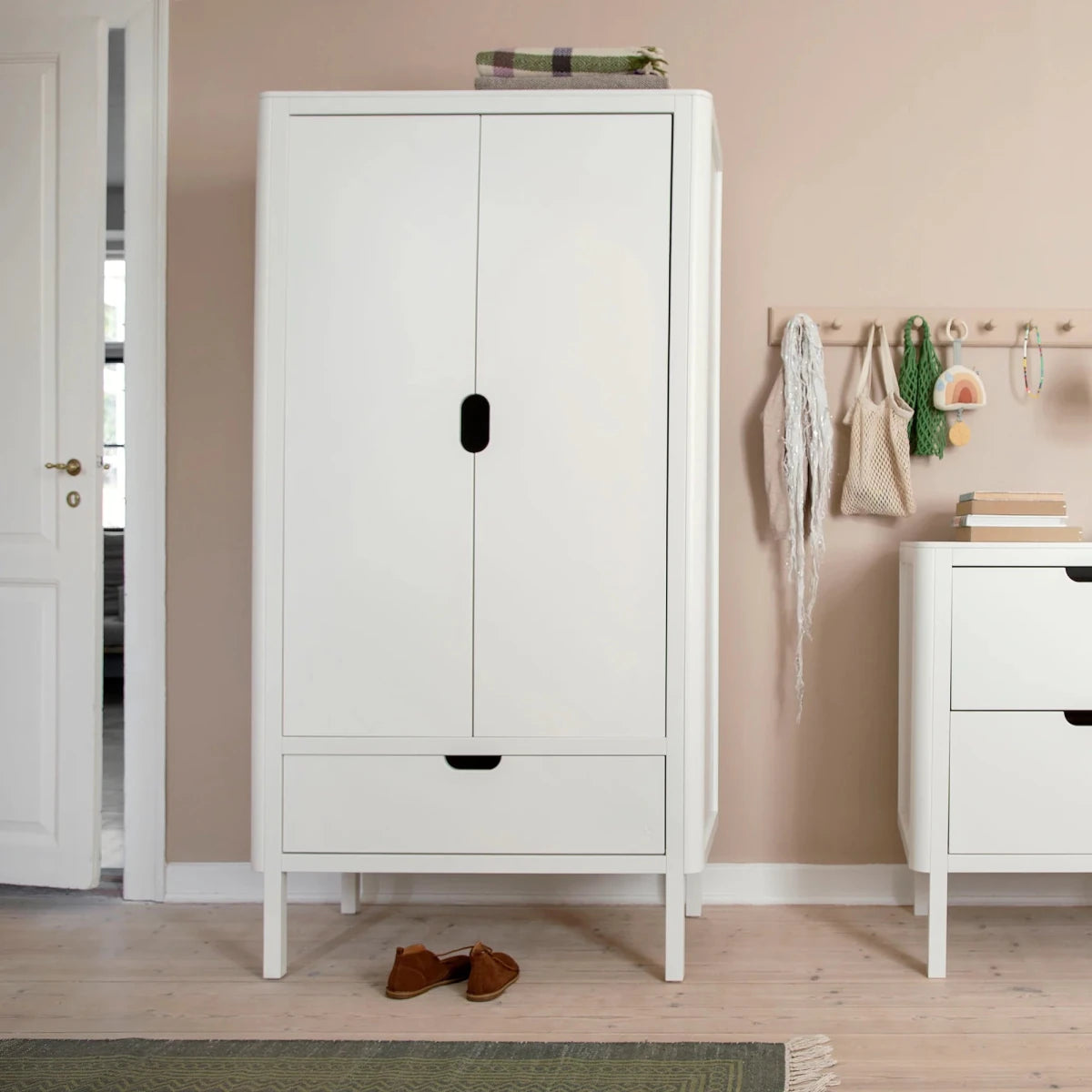 SEBRA - Armoire Sebra, Double Porte, Blanc Classique