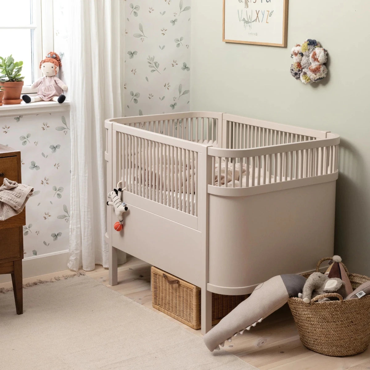 SEBRA - Lit Bébé évolutif Sebra en Bois 70x110 cm - Rose