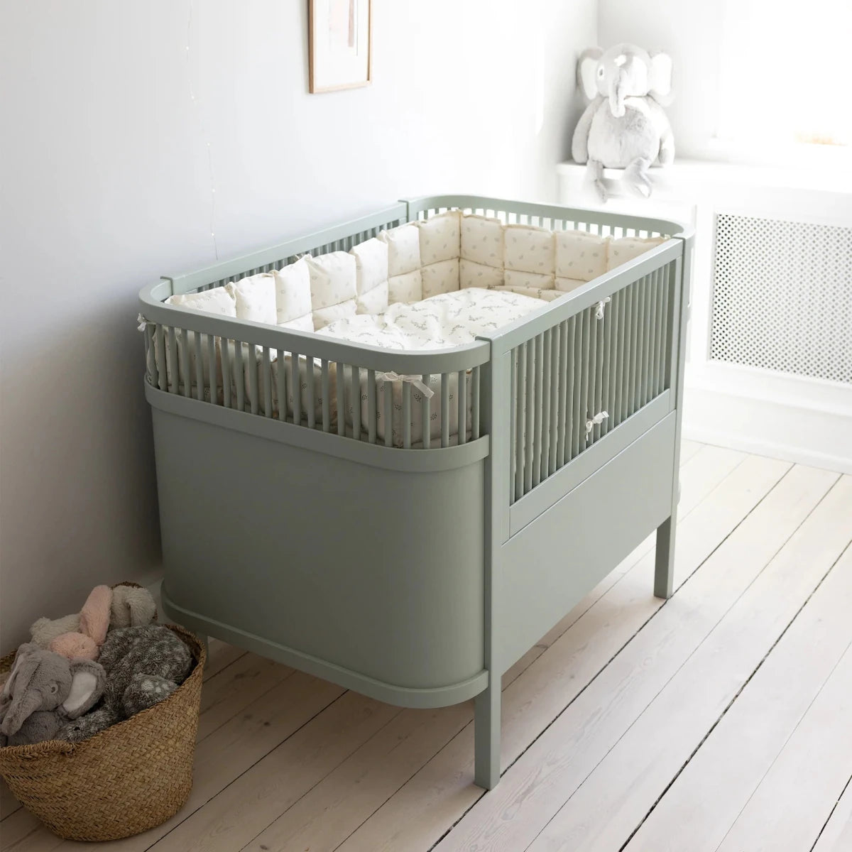 SEBRA - Lit Bébé évolutif Sebra en Bois 70x110 cm - Vert