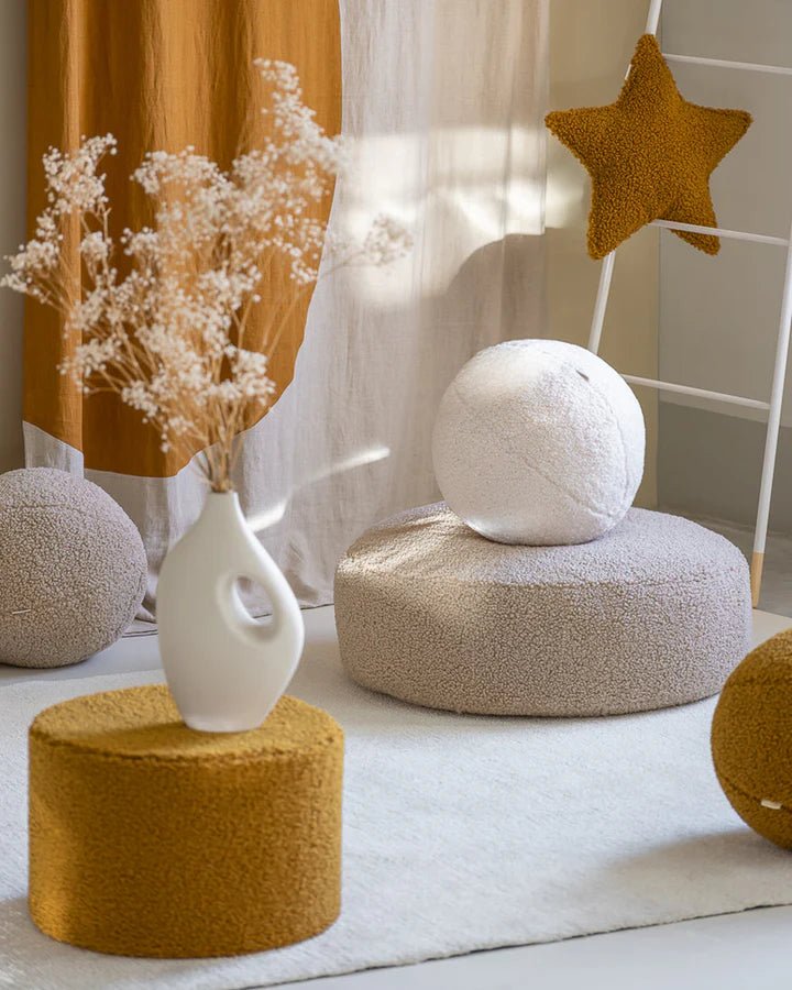 WIGIWAMA - Coussin Boule Molletonné - Blanc Crème