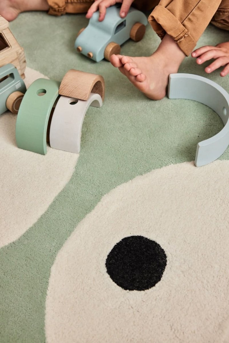 BLEUU - STUDIO - Tapis Enfant Zoeils Vert Pâle 120 x 170 Cm