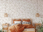 MUNKS & ME - Papier Peint Chambre Enfant à Motif Répété - Hallie Leopard - Beige